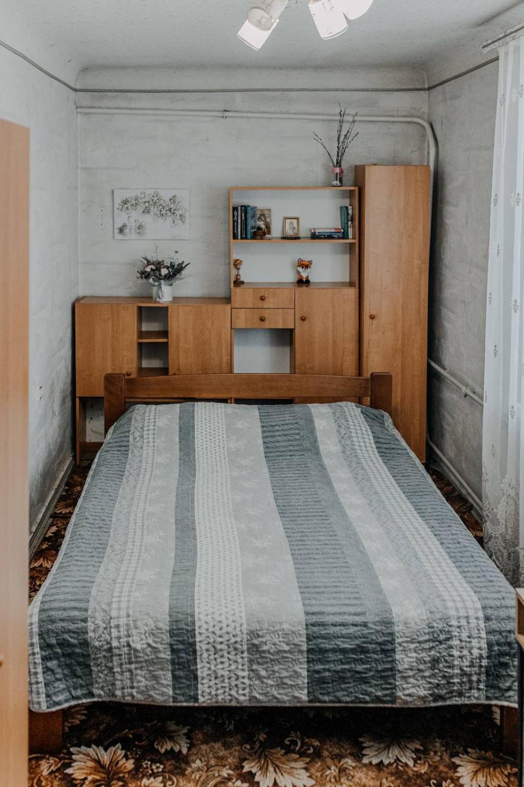 Comfortable Apartments On Hrushevskogo Street Near 16 City Hospital ドニプロペトロウシク エクステリア 写真